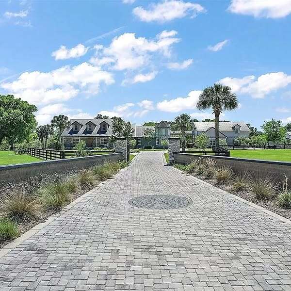 13336 W Lake Yale Rd, Unit Barn in Umatilla, FL - Foto de edificio - Building Photo