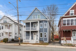 322 Jefferson Ave, Unit 1 in Salem, MA - Building Photo