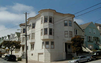 944 Noe St Apartments