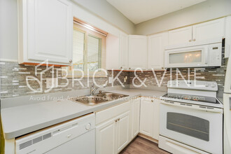 5155 Lindora Dr in Columbus, OH - Building Photo - Building Photo