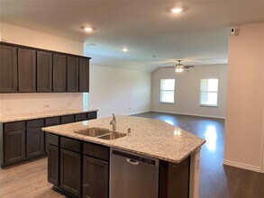 255 Carolina Trace in Royse City, TX - Building Photo - Building Photo