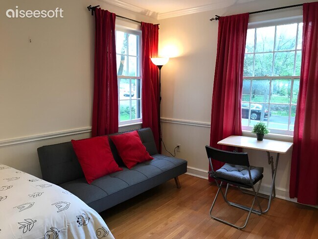 4427 Nebraska Ave NW, Unit #4 in Washington, DC - Building Photo - Building Photo