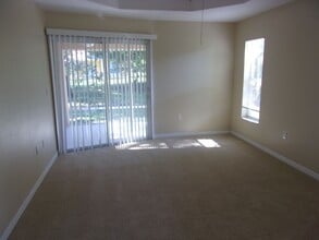 11177 Redgate St in Spring Hill, FL - Building Photo - Building Photo