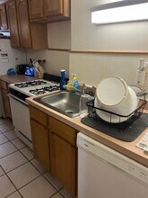 512 E Johnson St, Unit #2 in Madison, WI - Foto de edificio - Building Photo