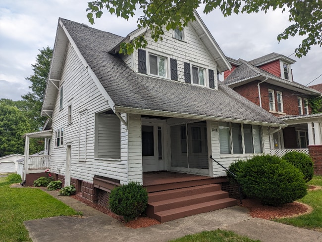 property at 2208 Highland Ave