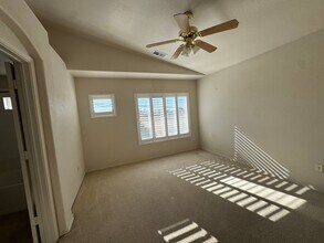 6501 San Antonio Dr NE in Albuquerque, NM - Building Photo - Building Photo