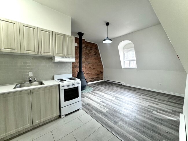 property at 181 Gerrard St E