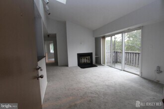 2114 Aspen Dr in Plainsboro, NJ - Building Photo - Building Photo