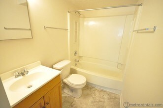 1170 Franklin Ave-Unit -Apt. 13 in Columbus, OH - Building Photo - Building Photo