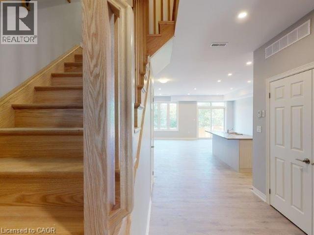 18 Merigold St in St Catharines, ON - Building Photo - Building Photo