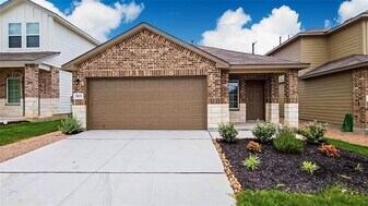 2825 Brogan Creek in New Braunfels, TX - Building Photo