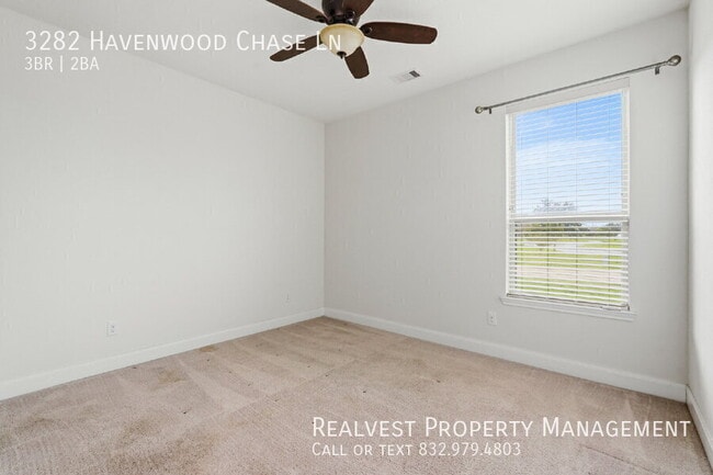 property at 3282 Havenwood Chase Ln