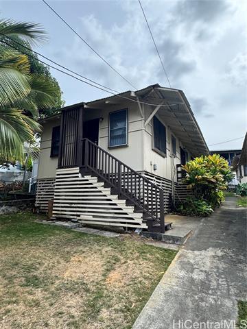 219 Auwaiolimu St in Honolulu, HI - Building Photo