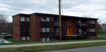 Standart Woods Apartments in Auburn, NY - Building Photo - Building Photo