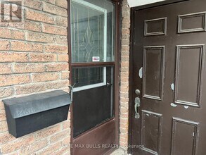 7030 Copenhagen Rd in Mississauga, ON - Building Photo - Building Photo