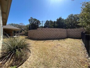 211 Hobby St in Georgetown, TX - Building Photo - Building Photo