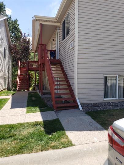 206 Country West Rd in Cheyenne, WY - Foto de edificio