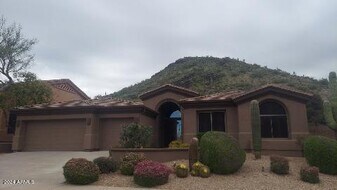 10841 N 140th Way in Scottsdale, AZ - Building Photo