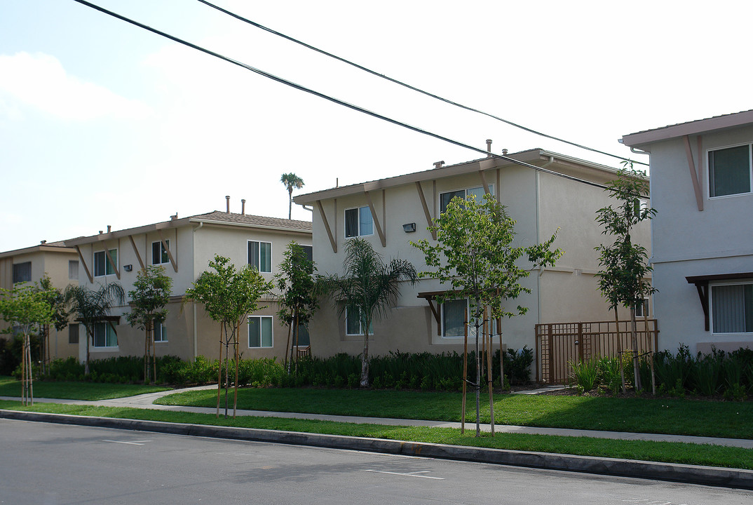 1614 S Hampstead St in Anaheim, CA - Building Photo