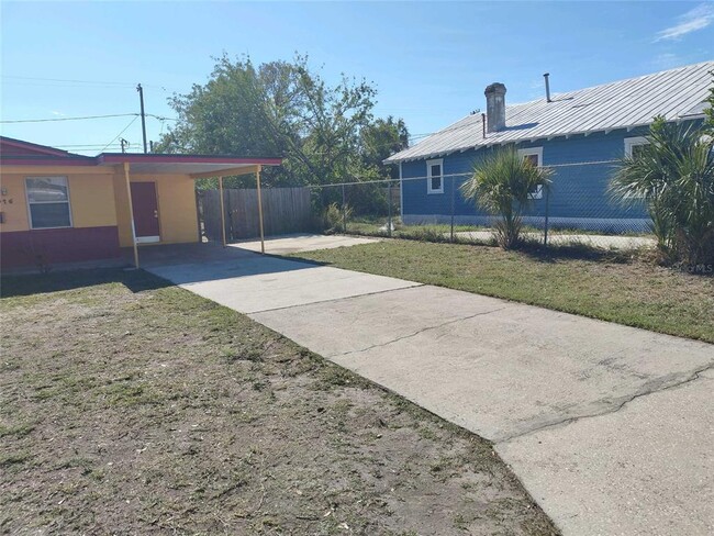 1916 13th Ave S in St. Petersburg, FL - Building Photo - Building Photo