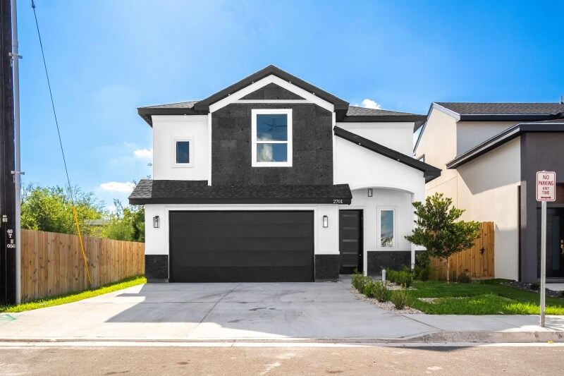 2701 Harmony St in Mission, TX - Foto de edificio