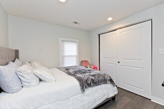 1702 S Morgan St, Unit 2R in Chicago, IL - Foto de edificio - Building Photo