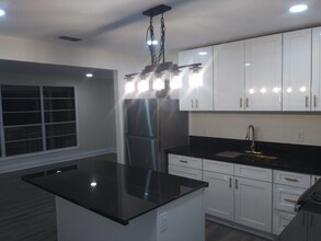 4628 Portsmouth Ave in Jacksonville, FL - Building Photo - Building Photo