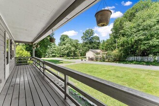 4035 Thames Dr in Kennesaw, GA - Building Photo - Building Photo