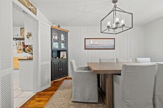 43 Camp Ave in Darien, CT - Building Photo - Building Photo