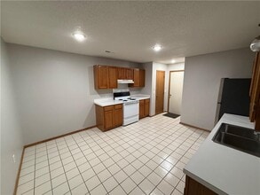 4310 Nightingale Ln in Springdale, AR - Foto de edificio - Building Photo