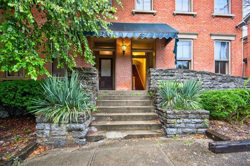 property at 28 E Hollister St