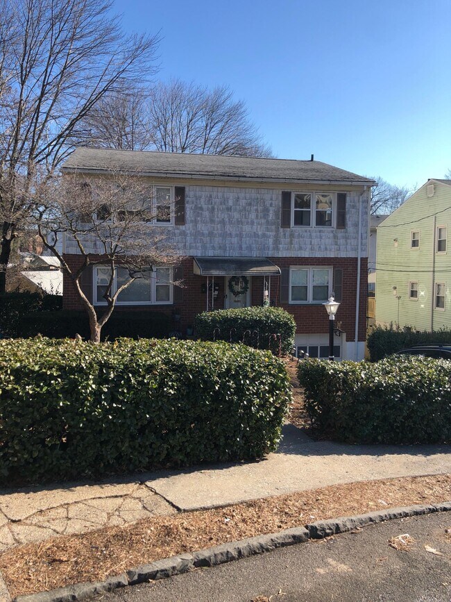 43 Paula Ave Apartments and Nearby Yonkers Apartments For Rent Yonkers, NY