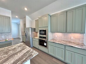 3315 Daily Harvest Dr in Pearland, TX - Building Photo - Building Photo