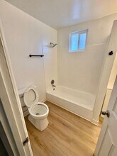 BEAUTIFUL 2 BEDROOM APARTMENT IN INGLEWOOD!! PARKING INCLUDED! in Inglewood, CA - Foto de edificio - Interior Photo