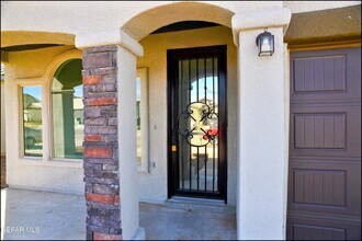 781 Croxdale St in El Paso, TX - Building Photo - Building Photo