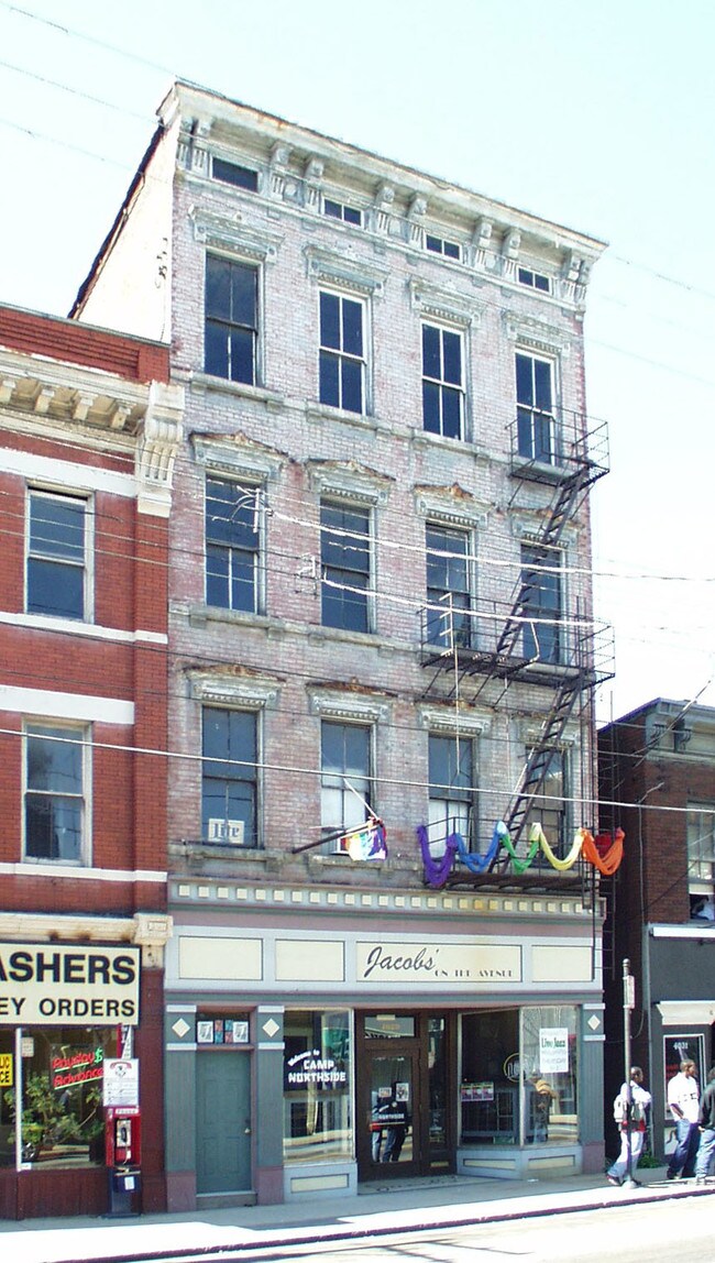 4029 Hamilton Ave in Cincinnati, OH - Building Photo - Building Photo