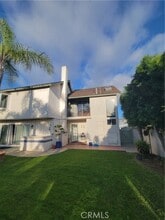 21171 Lochlea Ln in Huntington Beach, CA - Building Photo - Building Photo