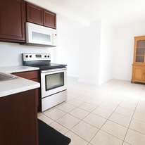 23 Freshwater Rd in St John's, NL - Building Photo