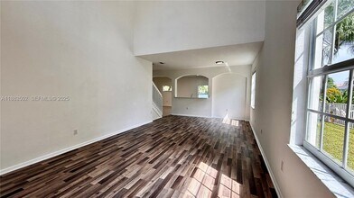 13843 SW 31st St in Miramar, FL - Building Photo - Building Photo