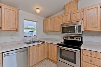 552 E View Dr in Grand Junction, CO - Building Photo - Building Photo