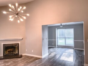 499 Coronation Dr in Fayetteville, NC - Building Photo - Building Photo