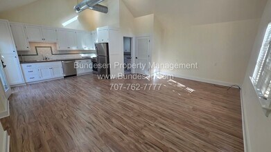 342 Church St in Sonoma, CA - Building Photo - Building Photo