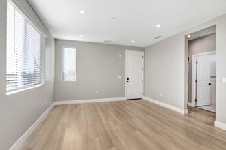 10261 Tudor Ave in Montclair, CA - Building Photo - Building Photo