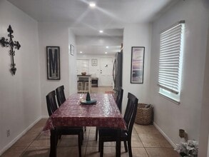 2001 Cloverfield Blvd in Santa Monica, CA - Building Photo - Building Photo