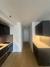 East 39th Street in New York, NY - Building Photo - Building Photo