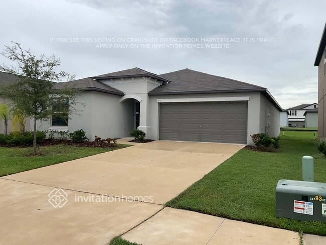 1496 Flower Dust Dr in Ruskin, FL - Building Photo - Building Photo