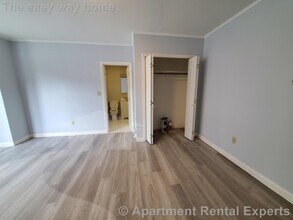 146 Highland Ave, Unit 2 in Somerville, MA - Foto de edificio - Building Photo