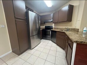 718 Sugar Bay Way in Lake Mary, FL - Building Photo - Building Photo