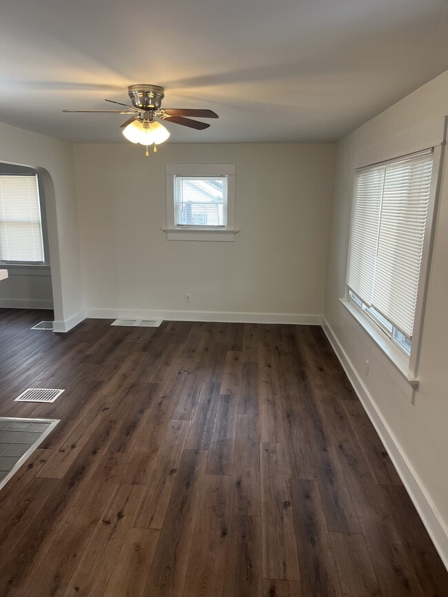 1925 Brookline Ave in Dayton, OH - Building Photo - Building Photo