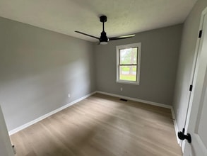 841 Pinewood Dr in Whiteville, NC - Building Photo - Building Photo